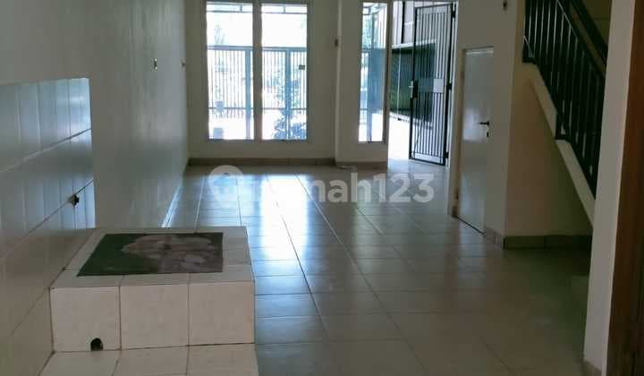 Rumah di Palm Paradise Taman Surya 5, Harga Masih Bisa Nego, Kondisi Siap Huni, Rapi Dan Terawat