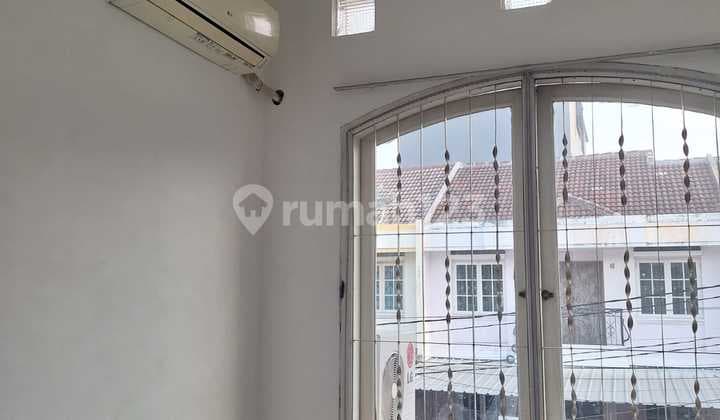 For Sale: New Daan Mogot House