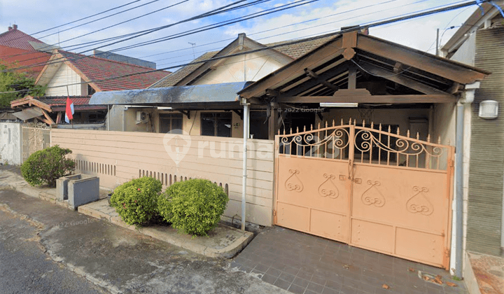 Rumah di Nginden Intan Terawat Lokasi Nyaman dekat Semolowaru