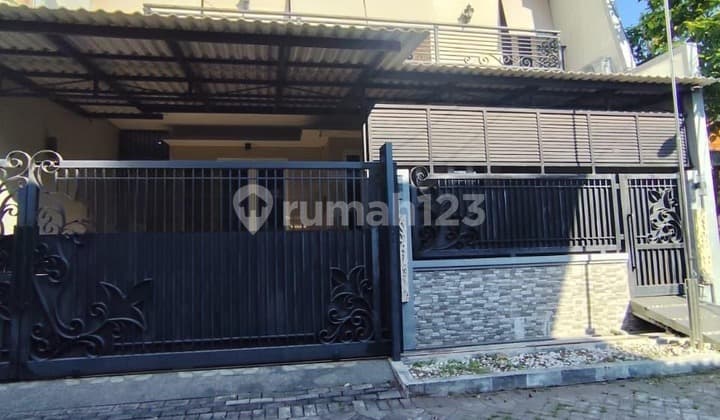 Rumah Minimalis Full Furnished Mewah di Manyar Tirto