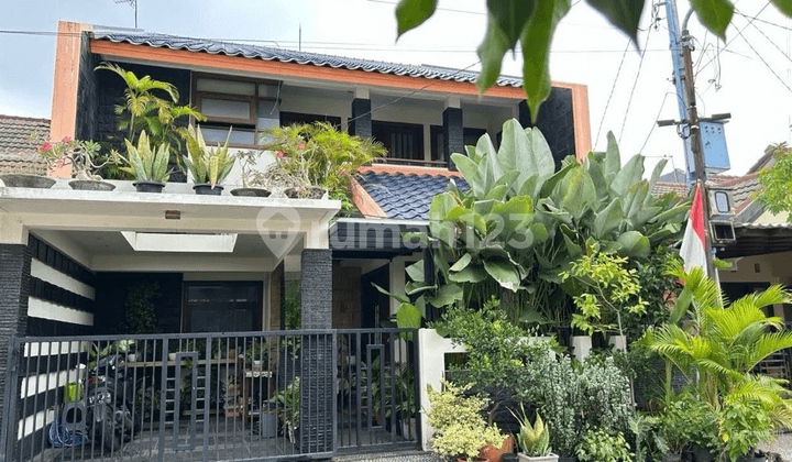 Rumah Cakep Semi Furnish Di Wiguna Surabaya