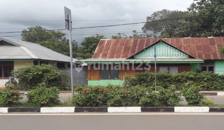 Dijual Rumah sangat strategis di raya Mandala, Merauke, Papua