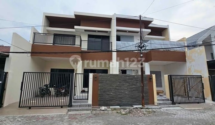 Baru Gress 2 Unit Rumah Perum Dian Regency 2 Lantai Dekat Kampus Its & Hang Tuah