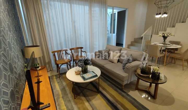 Rumah New Minimalis di Griya Galaxy Dekat Merr