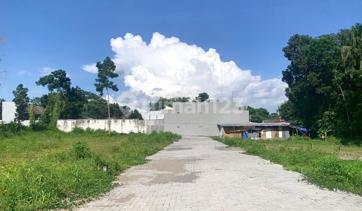 800 Meter Fh Uii, Dijual Tanah Sardonoharjo