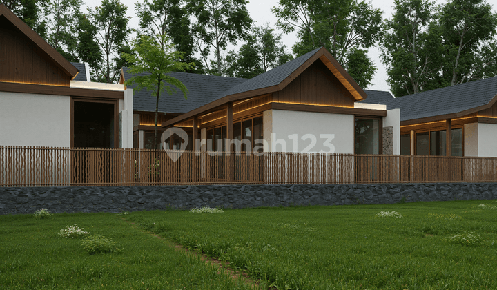 2KM to UII, Villa for Sale at Kaliurang KM13