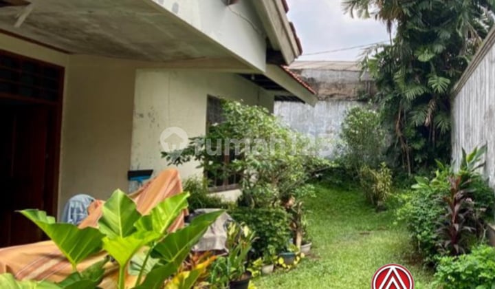 Rumah Hitung Tanah Harga Njop, Lokasi Dekat Kemang Raya