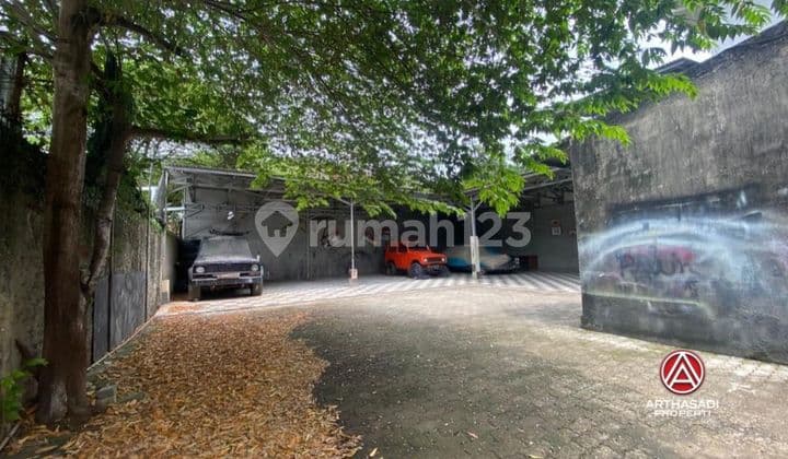Rumah Di Jual Hitung Tanah Dengan Bangunan Butuh Renovasi