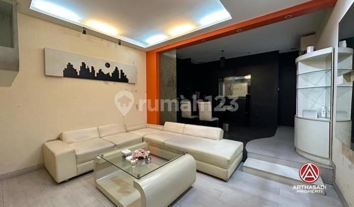 House Can Be Used as Office and Residence, Close to Offices