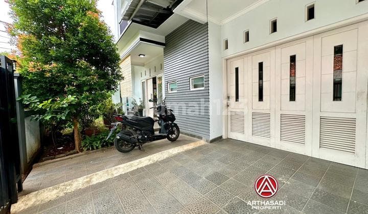 Pasar Minggu, Rumah Siap Huni Di Dalam Kompleks Dengan Lokasi Strategis