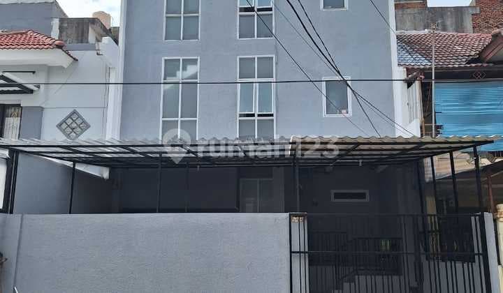 Disewakan Kost Produktif, Okupansi Tinggi, Taman Palem Lestari