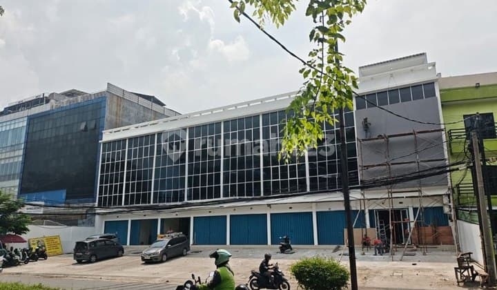 Rental Brand New 3.5-Story Shop House Unfurnished Ready to Occupy