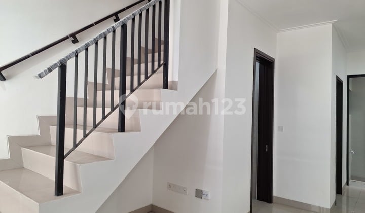 Rmh Pik 2 Cluster Florida 1.8m Nego Over Kredit Jual Cepat