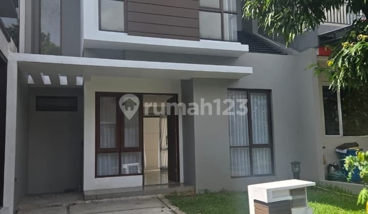 2-Story House in Cluster Fiore, Foresta Area, BSD City, Land Area 112M², Building Area 89M², 4 Bedrooms, 2 Bathrooms, SHM Certificate, North-Facing, Price 2.25M Negotiable