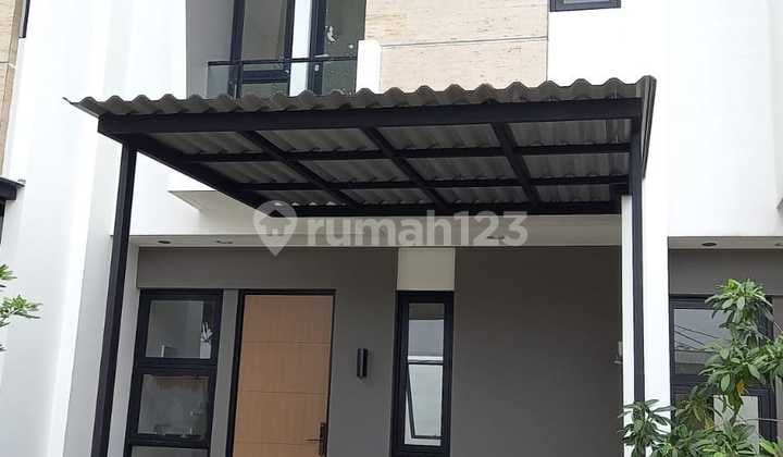Rumah 2 Lantai Provence Suites Type 67 Luas Tanah : 60 M² Luas Bangunan: 67 M² Bedrooms 2 + 1 (Staff) Kamar Mandi 3 Garasi/Carport 1 Mobil Sumber Air Pam Sertifikat PPJB Ready AJB Harga Jual 1,5M Nego