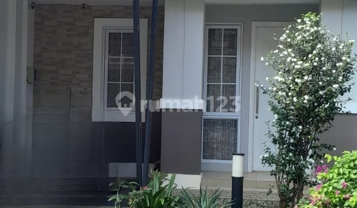 For Sale: 2-Story House in Tevana Cluster, The Savia Area, BSD City. Land Area 72 m², Building Area 78 m². 3 Bedrooms, 2 Bathrooms. 3 AC units in bedrooms. 2200 Electricity. PPJB ready for AJB. Price IDR 1.6B.