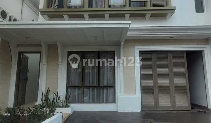 Rumah 2 Lantai Cluster Luxmore, Greenwich Park Di BSD City Luas Tanah 135 m² (9 x 15) Luas Bangunan 163 m² Kamar Tidur 4+1 Kamar Mandi 3+1 Carport 2 Garasi 1 Harga 3.6M Nego