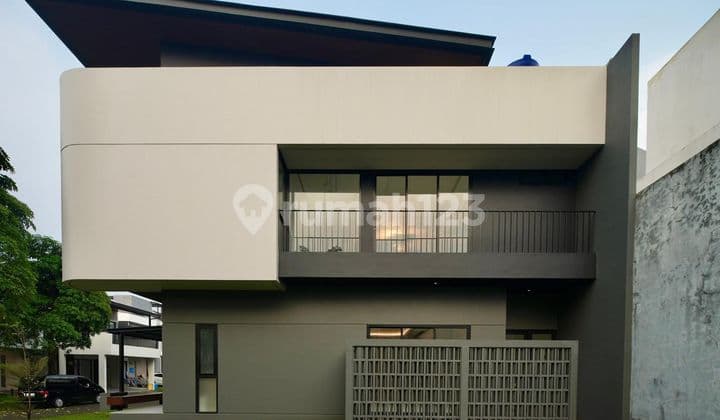 Rumah Baru 2 Lantai Cluster Prestigia Kawasan The Eminent BSD City LT 208 LB 280 4+1 KT 4+1 KM Surat PPJB Siap AJB Carport 2 (Glass canopy) Hadap Utara & Barat Harga 6.5M