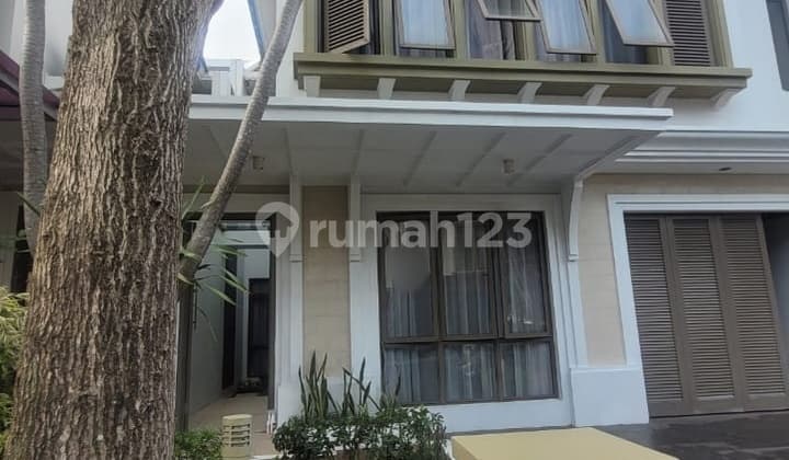 Rumah 2 Lantai Cluster Luxmore, Greenwich Park Di BSD City Luas Tanah 135 m² (9 x 15) Luas Bangunan 163 m² Kamar Tidur 4+1 Kamar Mandi 3+1 Carport 2 Garasi 1 Harga 3.6M Nego