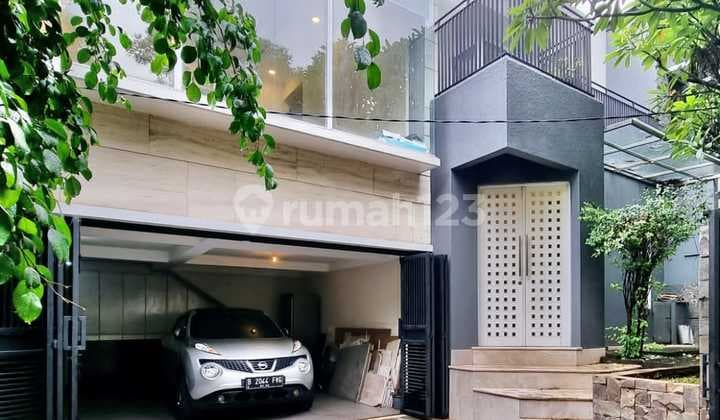 Rumah cantik mewah siap huni Rumah di Jl. H. Naim Antasari Jakarta Selatan SHM Bagus