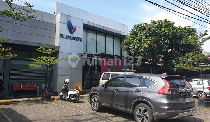 Klinik Utama masih beroperasi dgn baik Ruang Usaha di Jl. Cipadung Ujung Berung Bandung