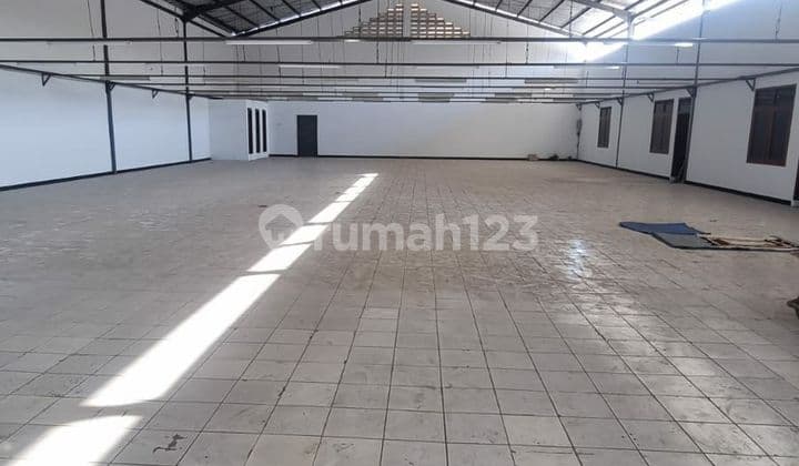 Gudang bersih di Gudang Sadang TKI Bandung Bagus