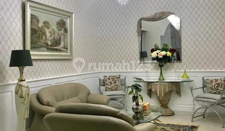 Rumah Mewah Ada Swimming Pool Di Pejatem