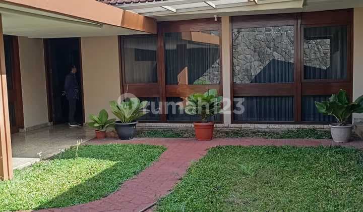 Rumah Cocok Untuk Tinggal Dan Usaha