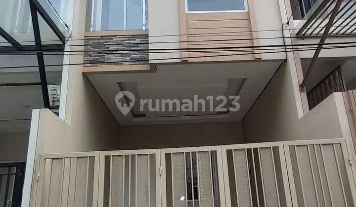 Rumah Minimalis di Tomang..Jakarta Barat..Ada Beberapa Unit Sedang Dibangun di Bberapa Lokasi