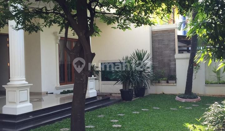 Rumah di tanah abang, jakarta pusat, cocok untuk kantor, ijin bisa komersial, lokasi dekat perkantoran dan tidak jauh dari harmoni dan sudirman