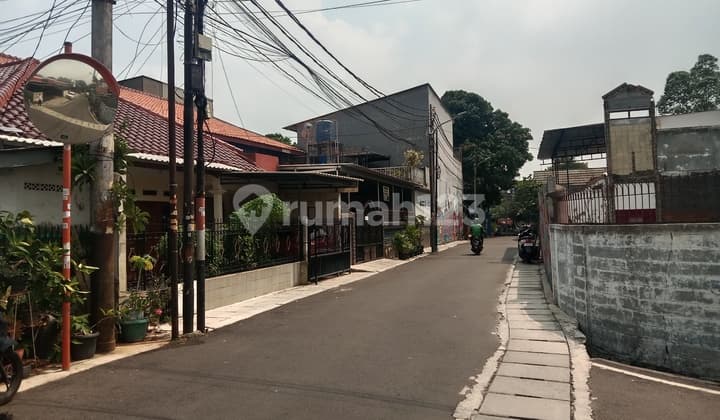DIJUAL MURAH RUMAH KOS DI JL MAHONI SENEN JAKARTA PUSAT