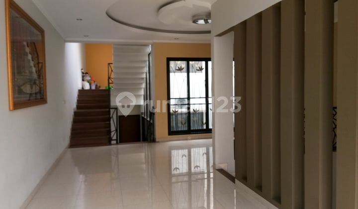 Dijual Rumah Bagus Murah Di Petamburan Tanah Abang Jakarta Pusat