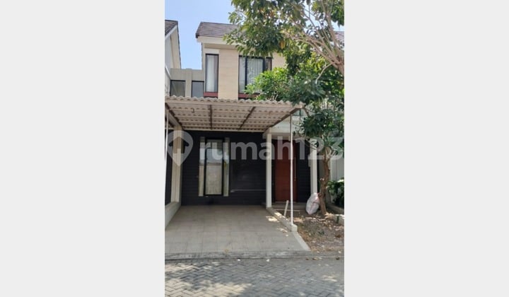 LDP 0078 Dijual Rumah Apik Siap Huni Nortwest Lake Citraland Surabaya