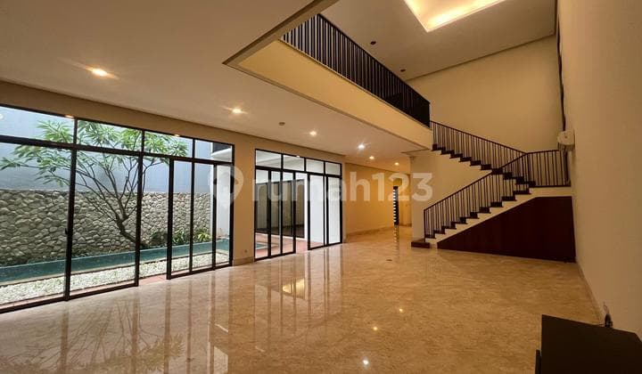 Lxmmt001 Best Location! Disewakan Rumah Mewah Dengan Pool Pondok Indah Jakarta Selatan