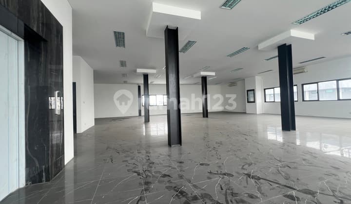 Lxmmt009 Special Office Building with Lift in Kebayoran Area, Jakarta