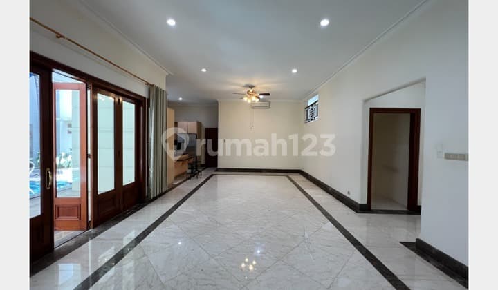Lxmmt 0167 Dijual Rumah Semi Klasik Mewah Area Dharmawangsa Jakarta Selatan
