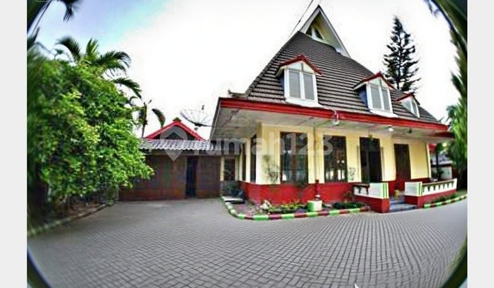 LDP 0002 Disewakan Bangunan Rumah Area Komersial Surabaya Pusat Cocok Untuk Usaha