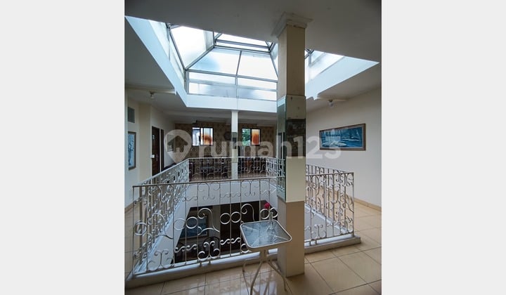 LXMMT 0096 Dijual Gedung Hotel Siap Pakai Area Kramat Jakarta