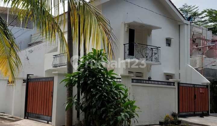 Di jual rumah 2 lt di gading serpong