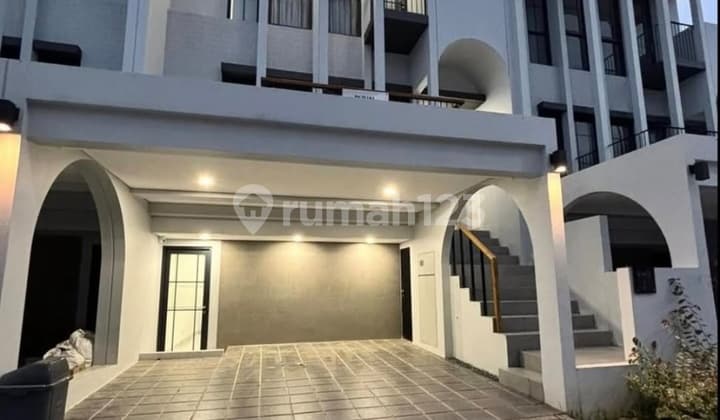 Di Sewakan Rumah Aether di Greenwich BSD