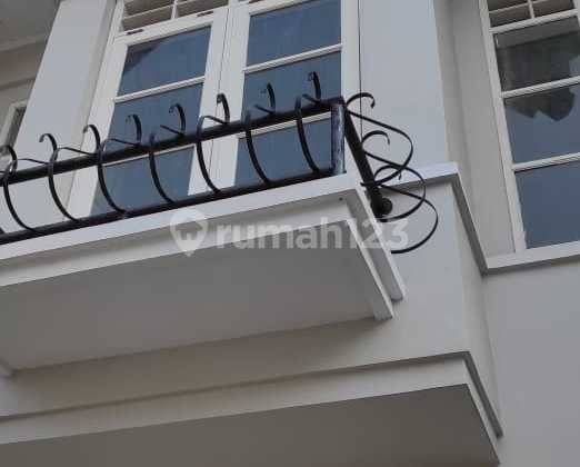 For Sale Nice 2-Story House Already Renovated