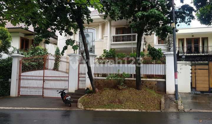 Di Jual Rumah Mewah 2 Lt Di Pondok Indah
