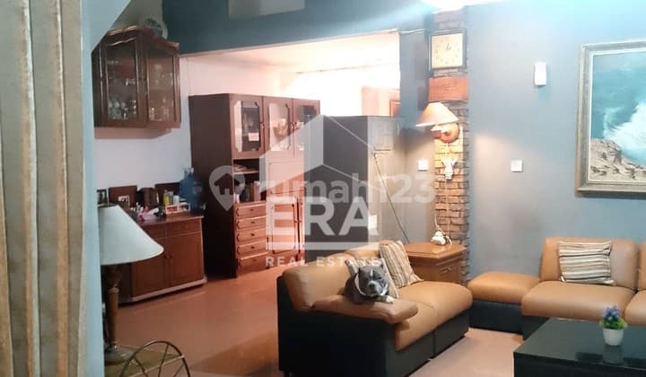 Rumah Terawat Lokasi Strategis Dekat Maranatha di Pasteur