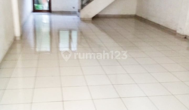 Ruko 4 Lantai Siap Pakai di Gunung Batu