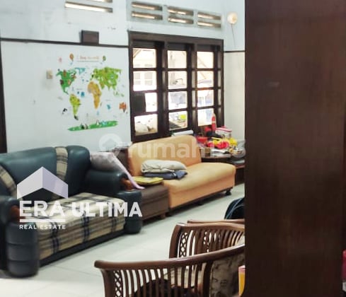Land Calculation House, Spacious, Suitable for Investment in Pasteur.