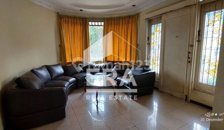 Rumah Luas Terawat Siap Huni di Setrasari Bandung Utara