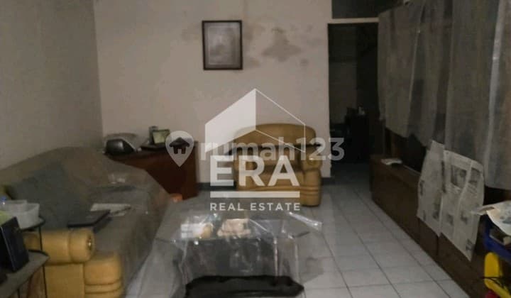 Quick Sale Strategic House Cheap Price in Sayap Bkr