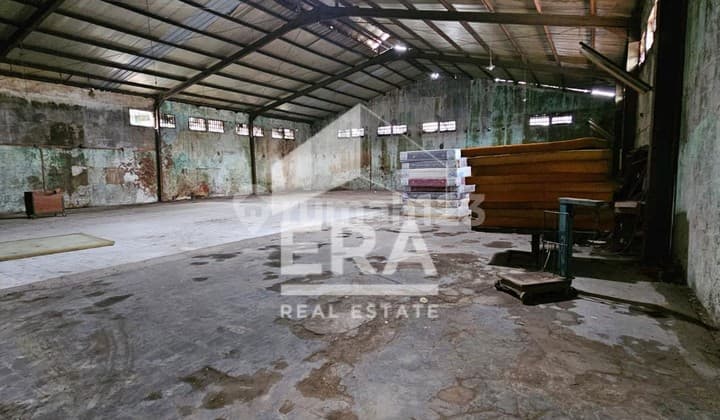 Gudang Luas Lokasi Strategis Siap Pakai di Kopo