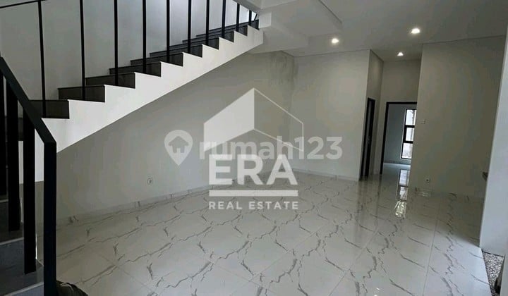 Rumah Baru Bagus Harga Murah Siap Huni di Turangga