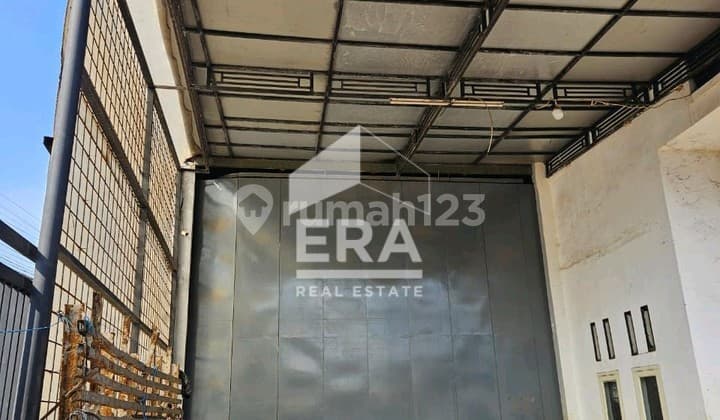 Ready-to-Use Strategic Warehouse in Caringin Bandung